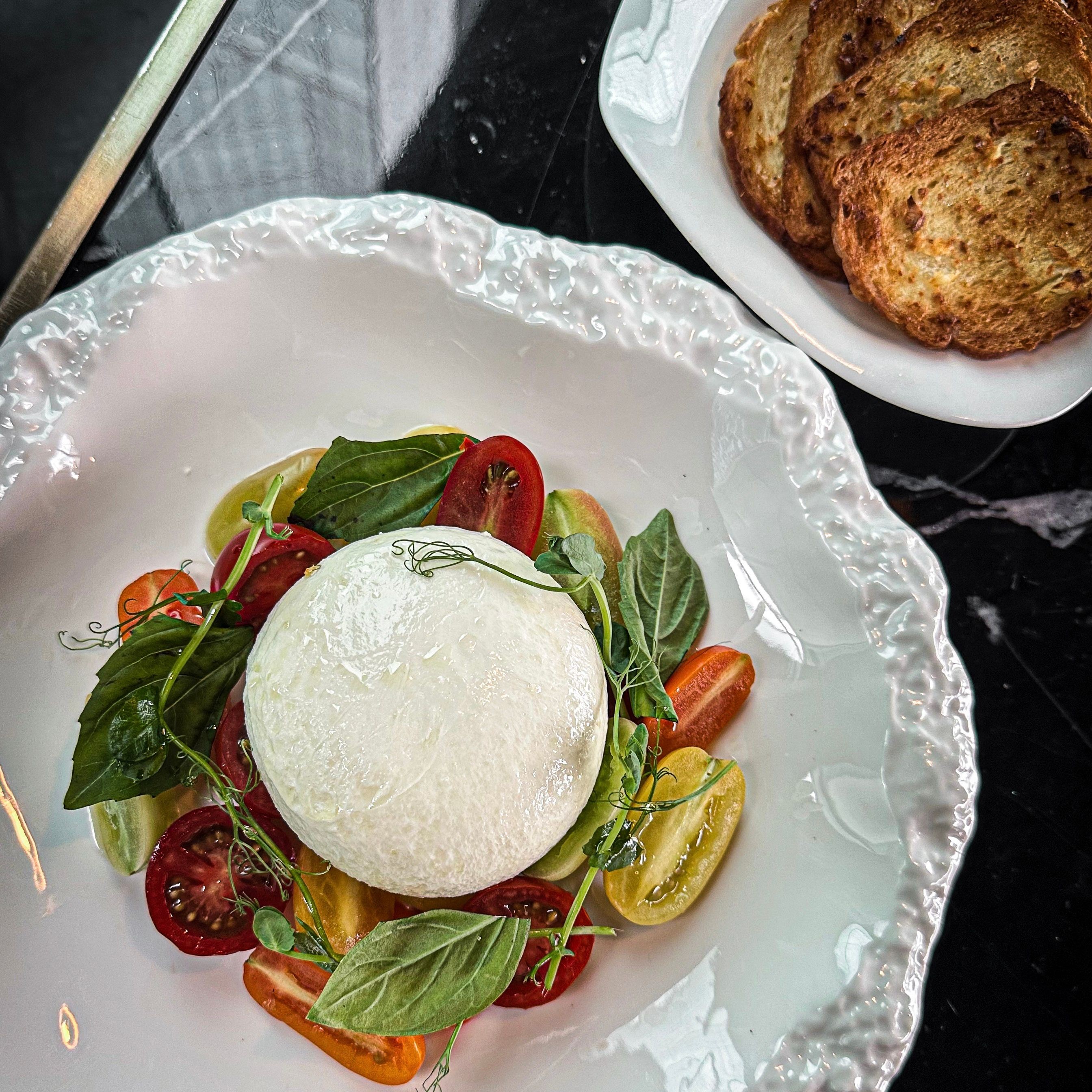 CAPRESE BURRATA